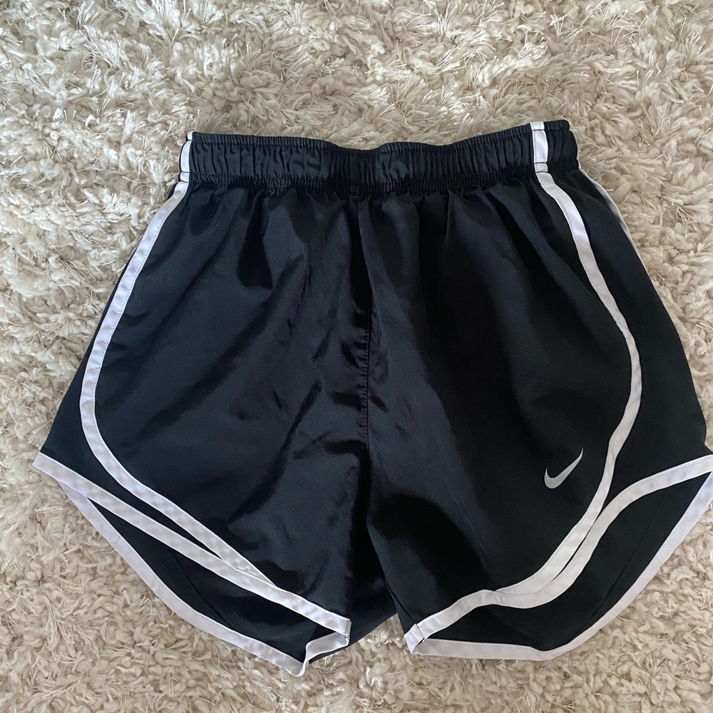 Black NIKE shorts size : XS